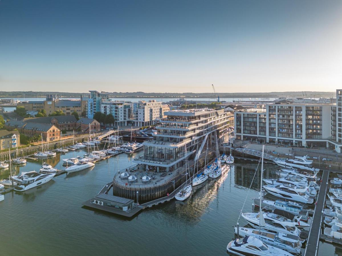 Harbour Hotel & Spa Southampton Exteriör bild The Marina at Ocean Isle