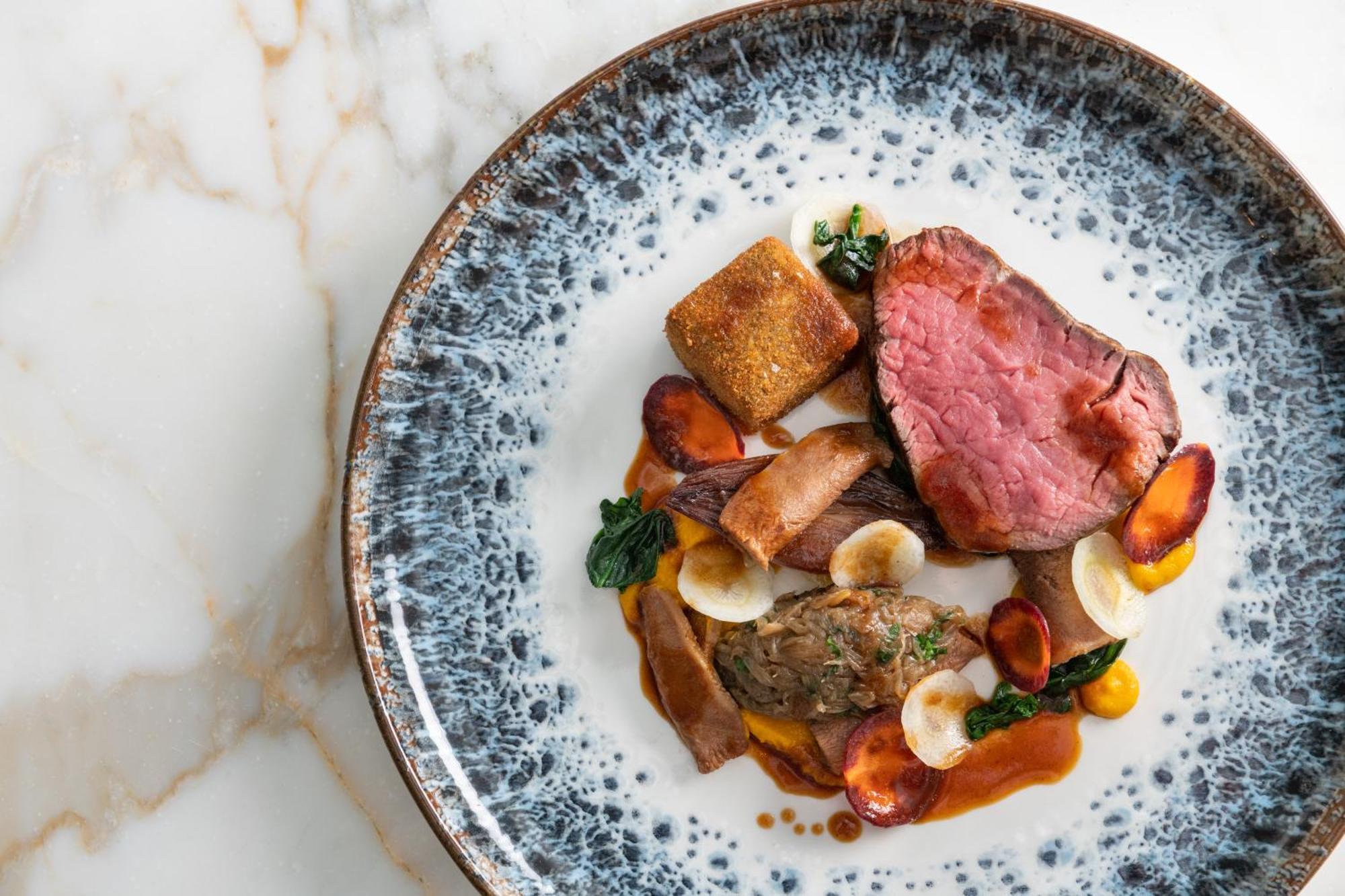 Harbour Hotel & Spa Southampton Exteriör bild A modern British dish of beef and mushrooms